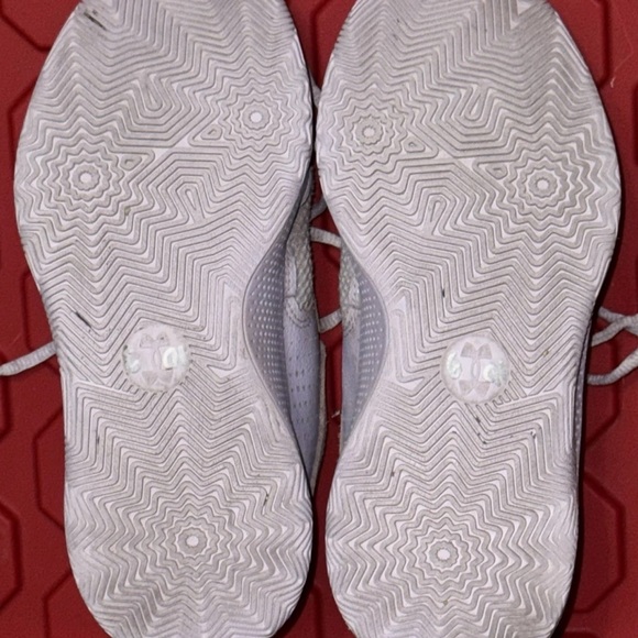 Size 5Y, Under Armour Curry 3Z 24 Basketball Shoes, Salt Purple - Picture 10 of 10